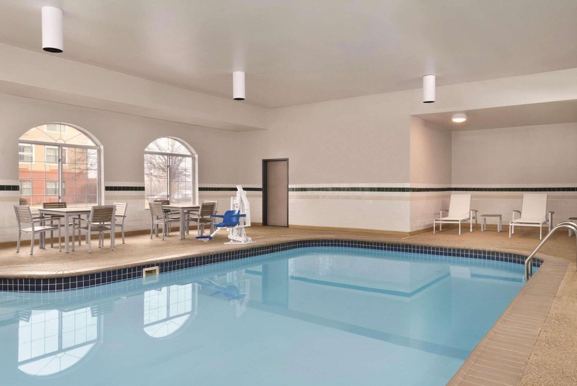 Country Inn & Suites By Radisson, Merrillville, In Exterior foto